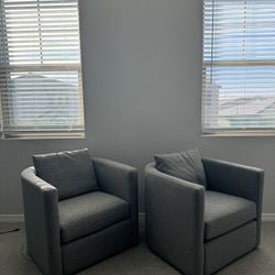 Pottery Barn Ayden Swivel Chair