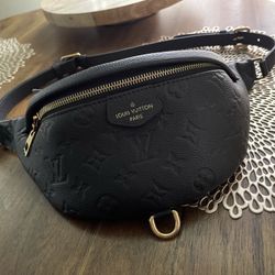 Louis Vuitton Monogram Empreinte Noi Bumbag 