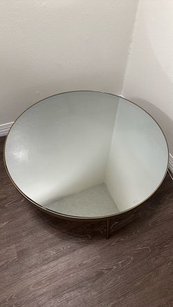 Round Mirrored Coffee Table – Gold Frame