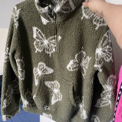 Fleece Sweater 