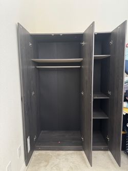 Almirah very good brand new condition