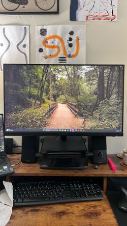 Monitor 27 inch