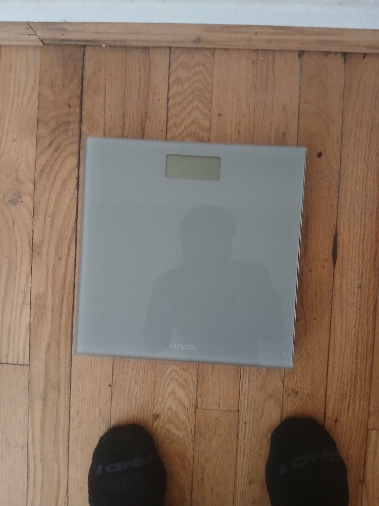 Weight scale