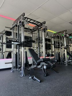 BRAND NEW SQUAT RACK COMMERCIAL SMITH MACHINE FULLY LOADED - FREE DELIVERY 