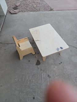 Kids Wooden Table And Chair
