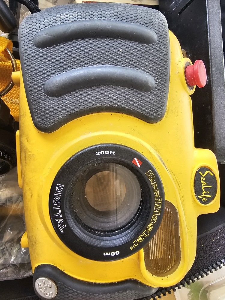 SeaLife Underwater CAMERA
