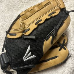 EASTON Z-FLEX 11” YOUTH BASEBALL GLOVE ZFX1101