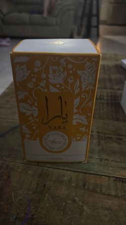 Woman perfume