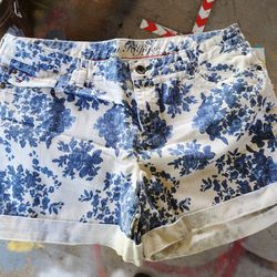 Tommy Hilfiger Blue & White Floral Shorts
