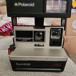Polaroid Sun 600 LMS Instamatic Camera