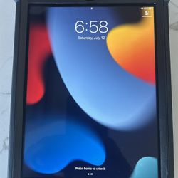 Apple iPad Mini 7.9 Inch Gen 4 64GB Good Condition
