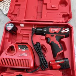 Milwaukee Drill Set 