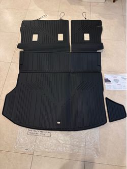 Equinox EV cargo trunk mat