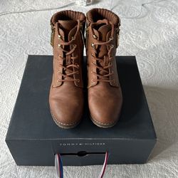 Tommy Hilfiger Women’s Lace Booties