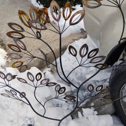 Metal wall decor pickup only cash