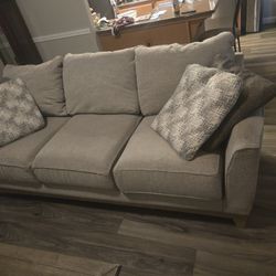 Mor Furniture Couch Set