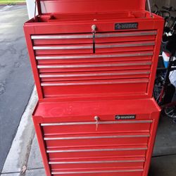 HUSKY TOOL BOX 27X18X52.5