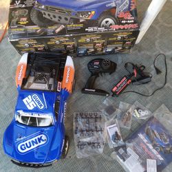 Traxxas Slash Super Fast  Battery Operated Car EUC