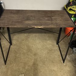 Foldable  desk  - metal/ wood