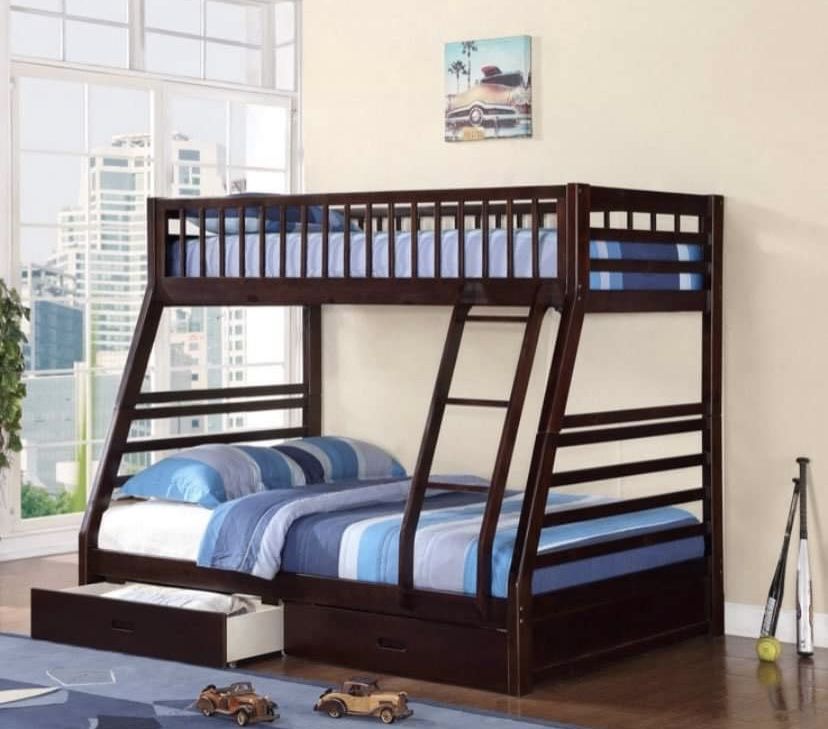 Full Bottom, Twin Top Bunkbed With Both Mattresses Included 