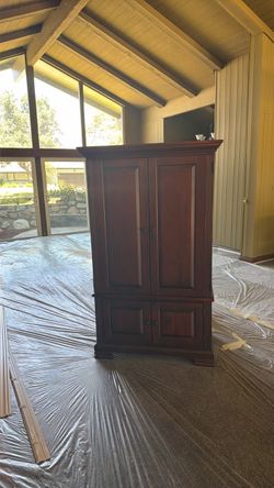 FREE closet, armoire or storage