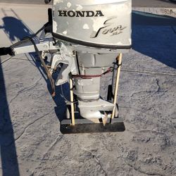 Honda 15hp 4-Stroke Outboard Motor