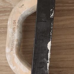 Used MARSHALLTOWN FLOORING TAPPER