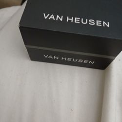 2 Watches Van Heusen $80