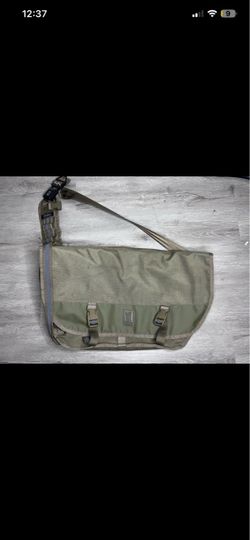 Chrome Industries Citizen Messenger Bag Green Crossbody Seatbelt Buckle 22” Rare