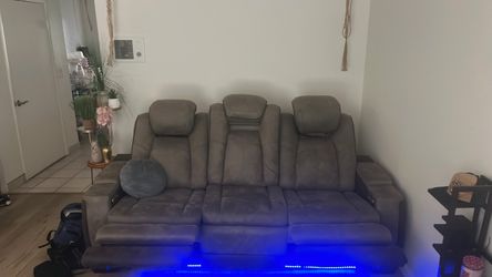 Recliner couch