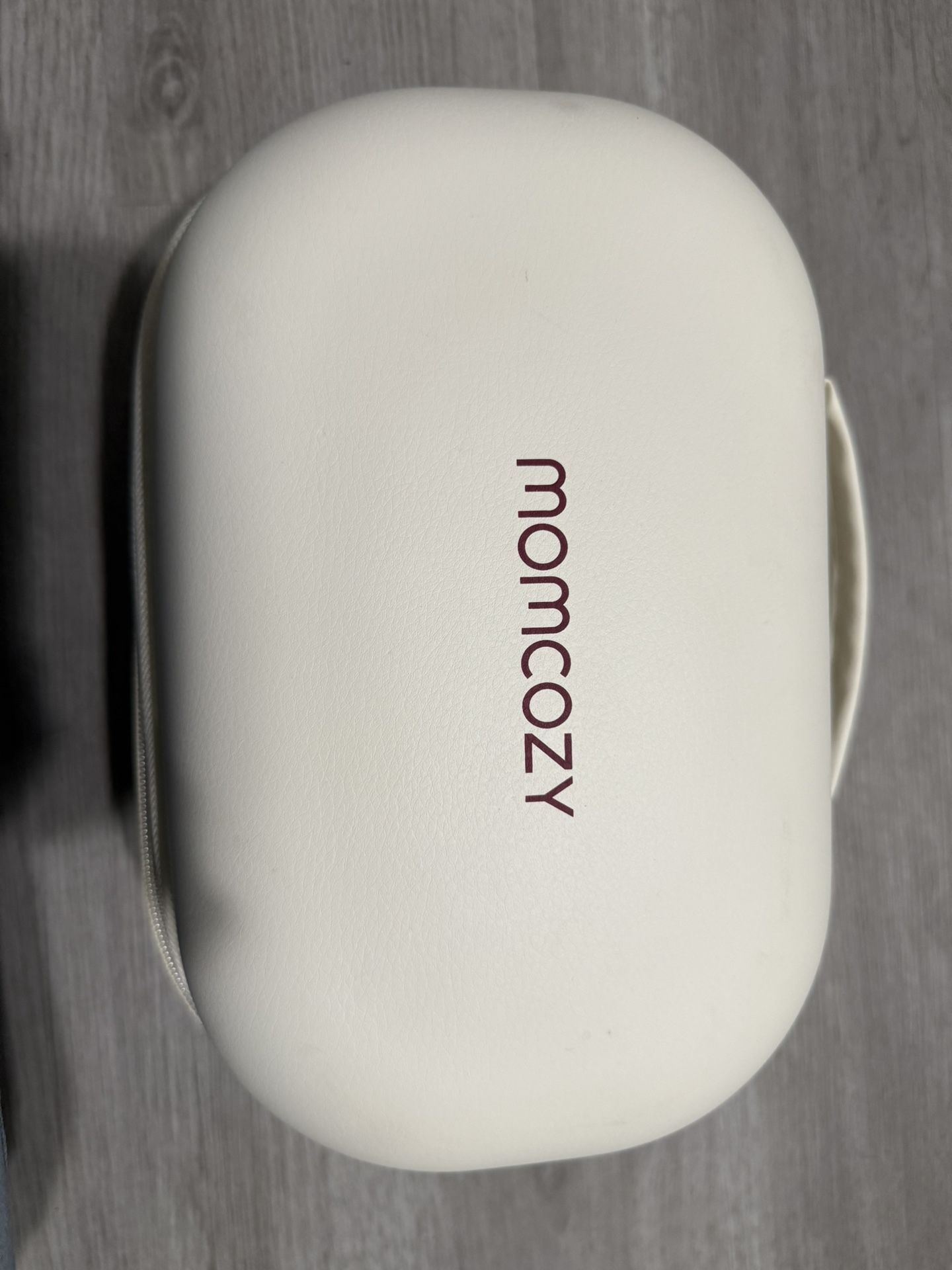 Momcozy 