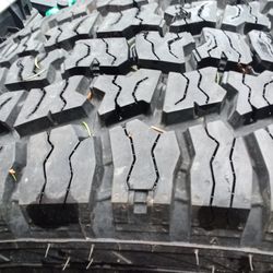 255/70R16 on Pro Comp 31 Series Stryker rim