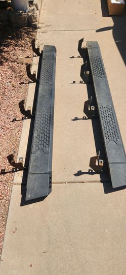 Rough Country HD2 Silverado 19-26 Running Boards