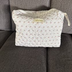 Cosmetic bag