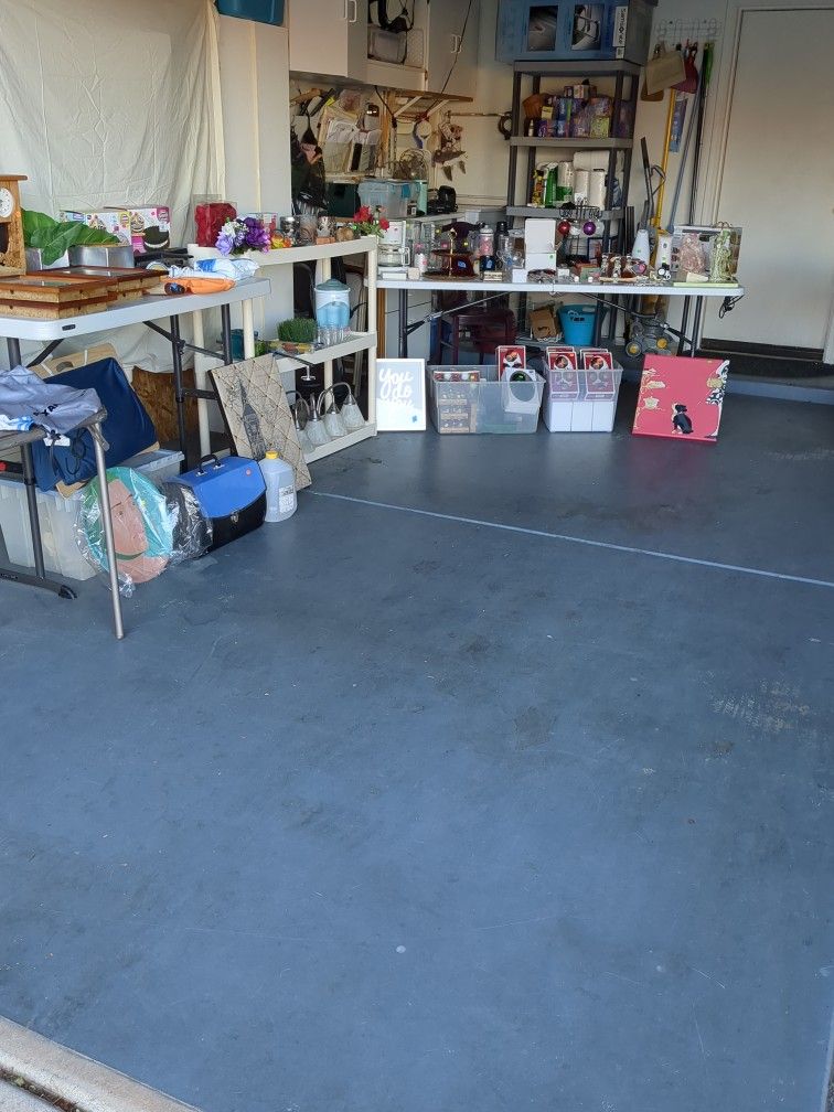 Garage Sale Saturday Morning (Nov 1st)