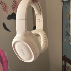 Airbuds Noise Cancelling headphones 