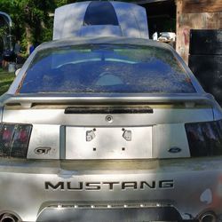 2004 Ford Mustang