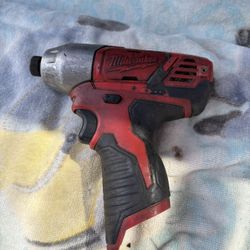 Milwaukee M12 Drill