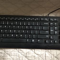 Lenovo Wired Keyboard - Low profile Keys 