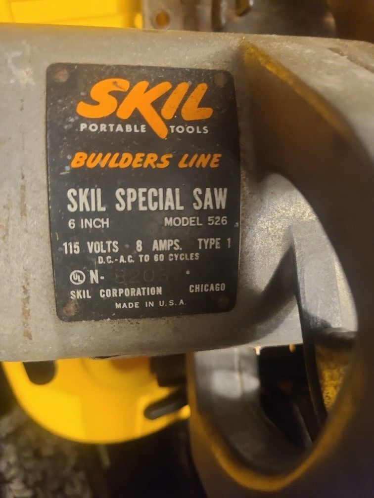 Corded SKIL saw Tool