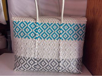 Hand bag