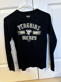 NHL Pittsburgh Penguins Long Sleeve T-Shirt Size Medium 10/12