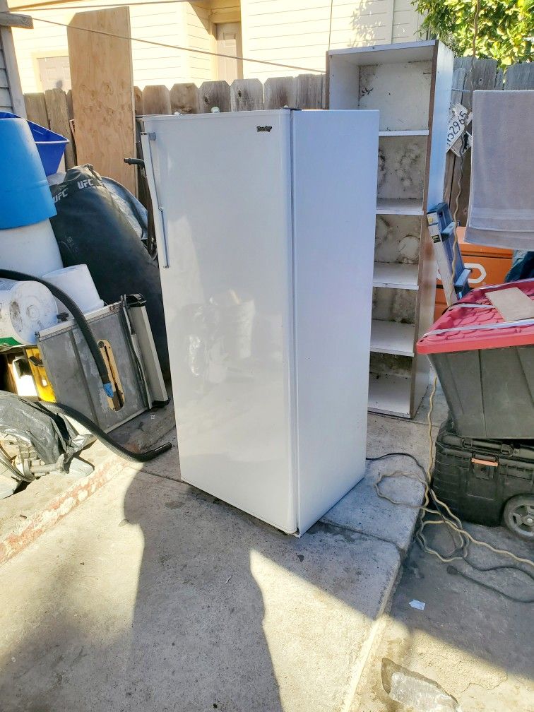 Refrigerator -Refrijerador
