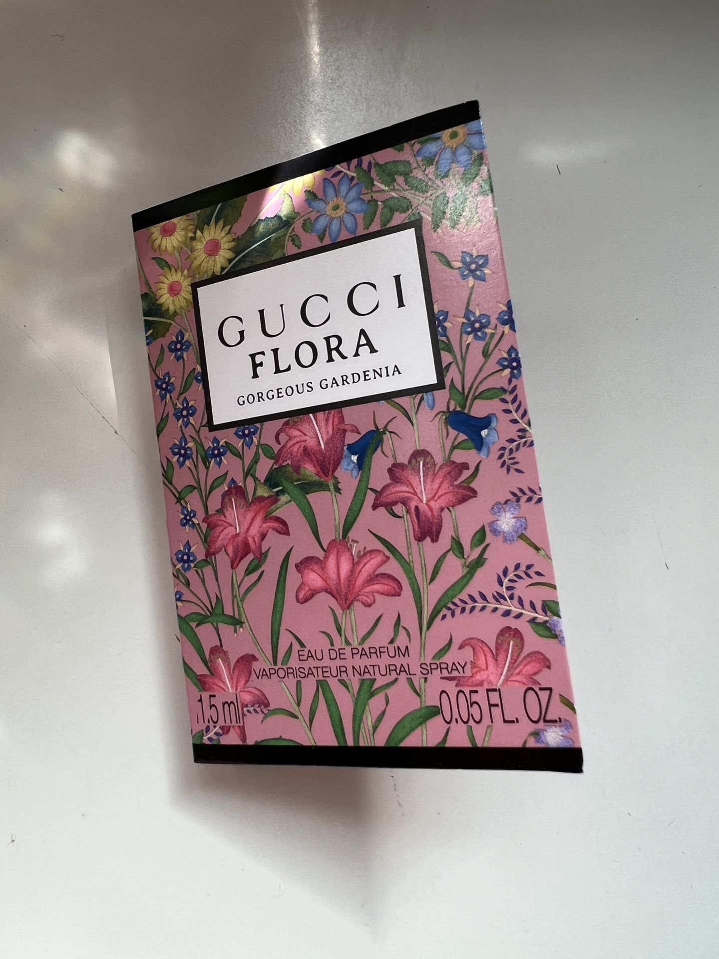 GUCCI Flora Gorgeous Gardenia Eau De Parfum EDP Sample Spray .05oz 1.5ml