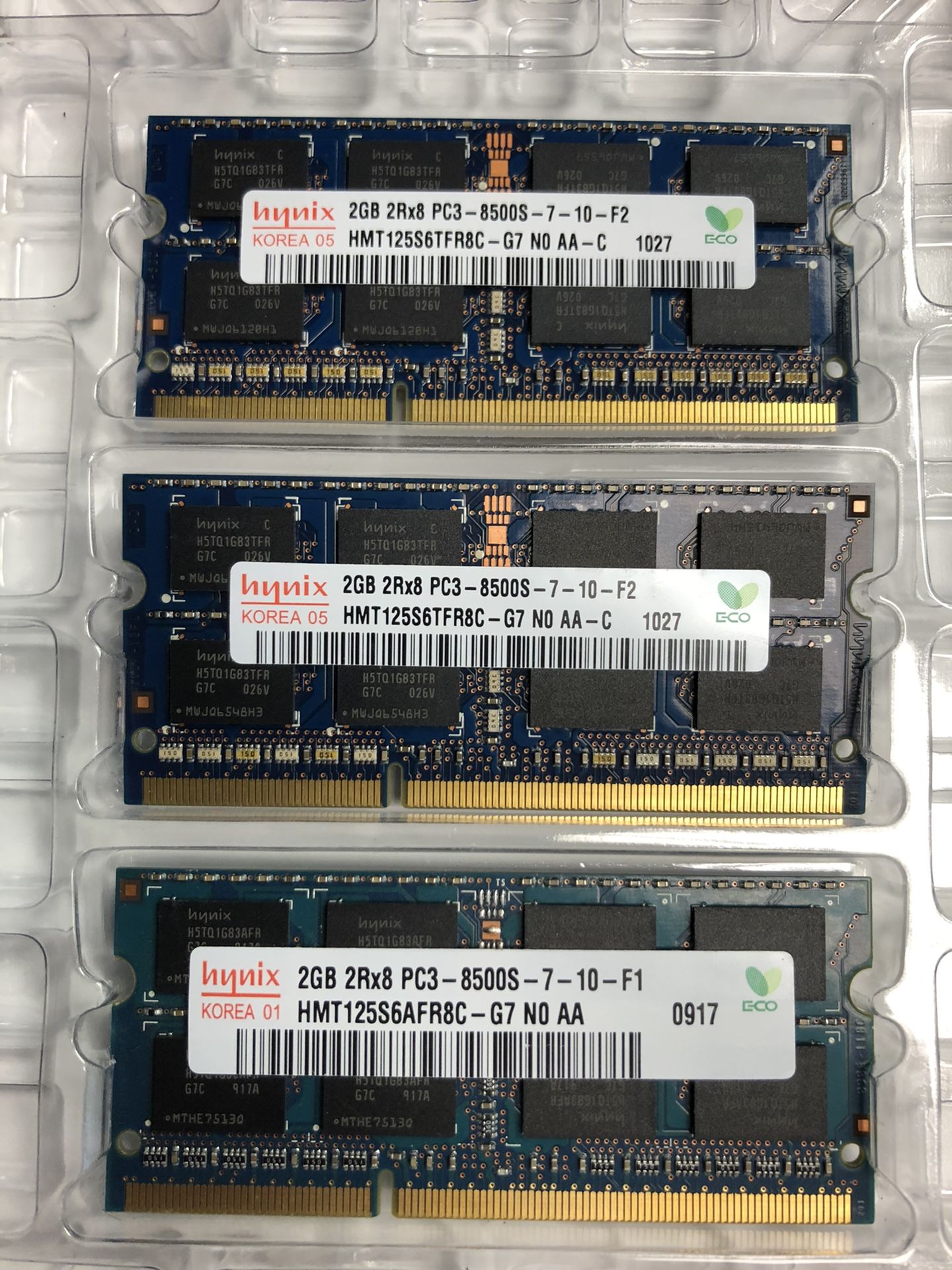 Hynix 2GB PC3 8500S laptop memory module