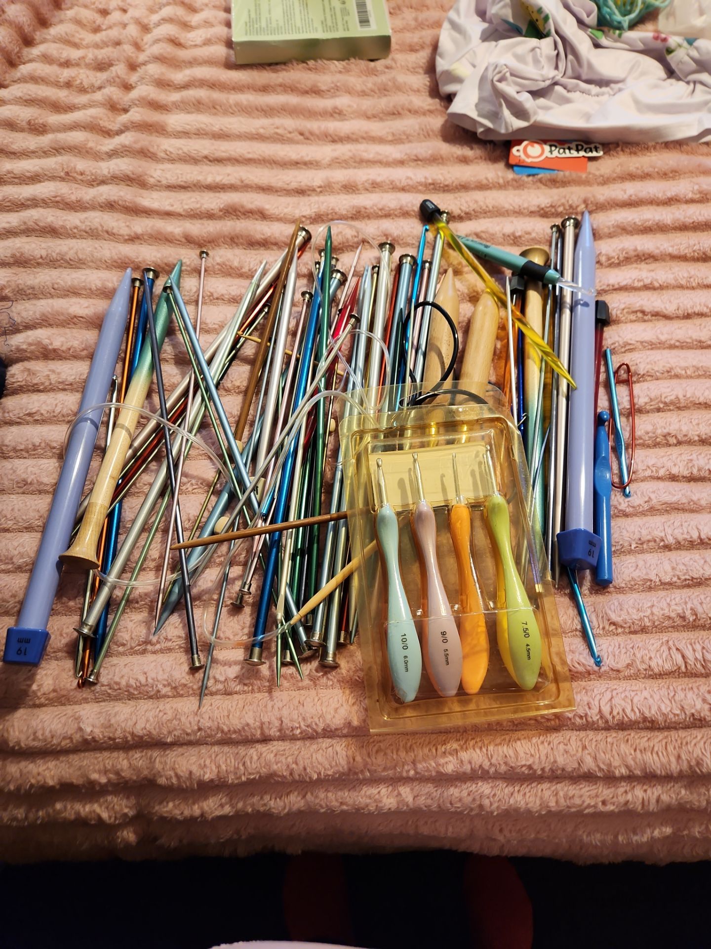 Knitting needles and crocheting needles