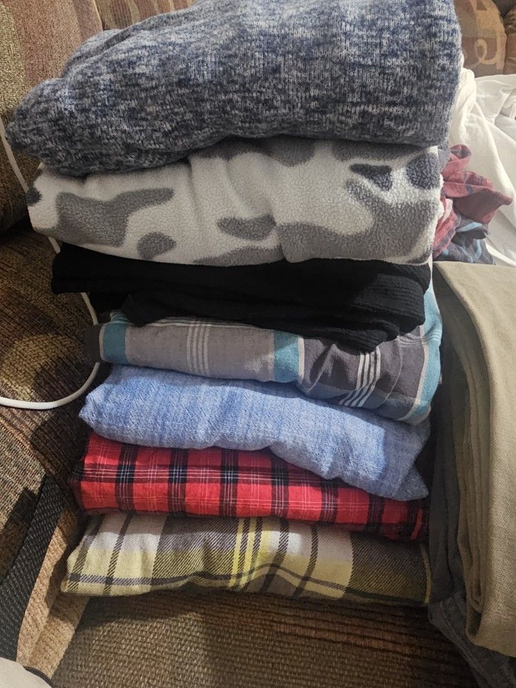 8 Pzs Child Clothes 12/14