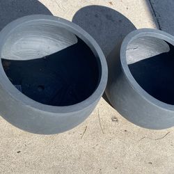 New Light Weight Concrete Pot 15 X15 X8. Set