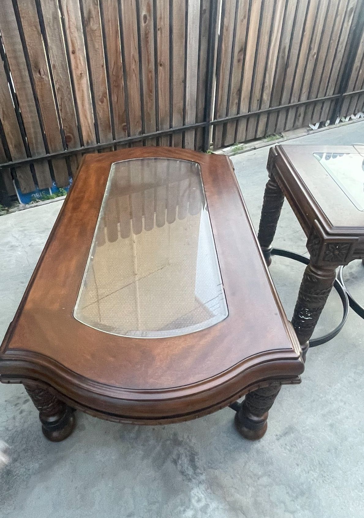 coffee tables/tables