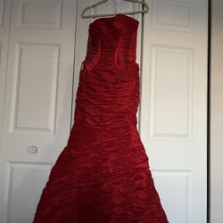 It’s A Beautiful Evening Dress Can Be Worn For Wading Or Prom This Dress Made By Jovani The Size Is 6 The Color Is Red 